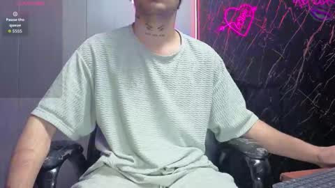 Snapshot of thor_dick chatting on September 15, 2025, 6:13 am Thor Dick online show from September 15, 2025, 6:13 am