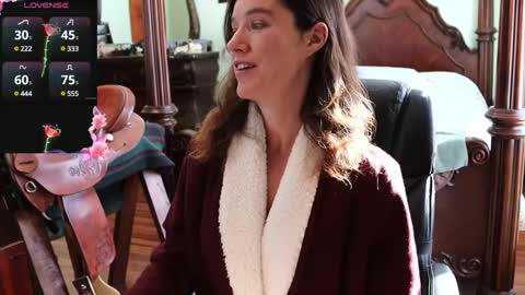 Snapshot of thornbury_rose chatting on February 17, 2025, 8:26 pm ThornburyRose online show from February 17, 2025, 8:26 pm