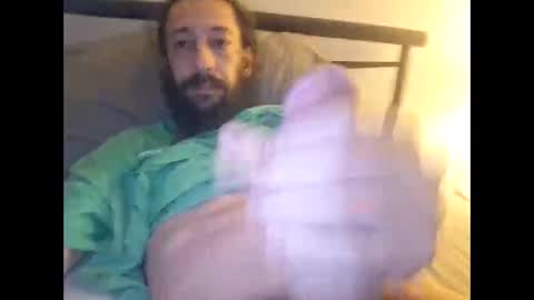 Snapshot of throbster513 chatting on October 18, 2025, 3:24 pm throbster513 online show from October 18, 2025, 3:24 pm