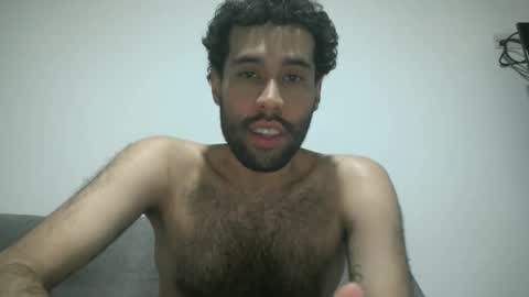 Snapshot of throwawayyourgun chatting on February 4, 2025, 1:38 pm Luka online show from February 4, 2025, 1:38 pm