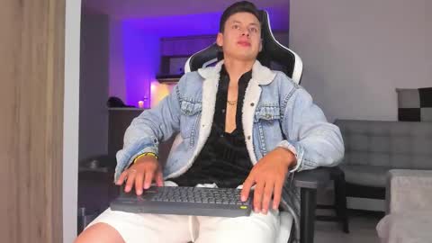 santiago online show from October 8, 2025, 11:57 pm