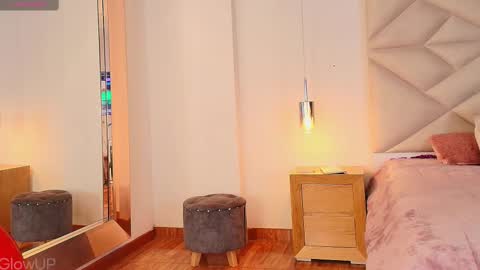 tiana_rosse_ online show from March 8, 2025, 11:58 am