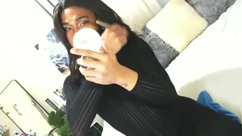 Sam online show from March 3, 2025, 6:04 am