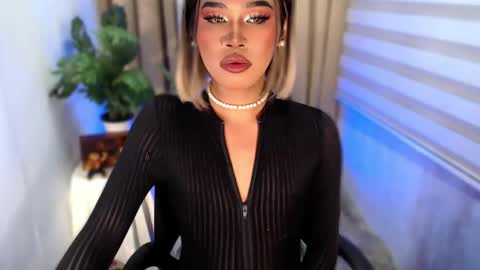 Sam online show from December 3, 2025, 5:11 pm