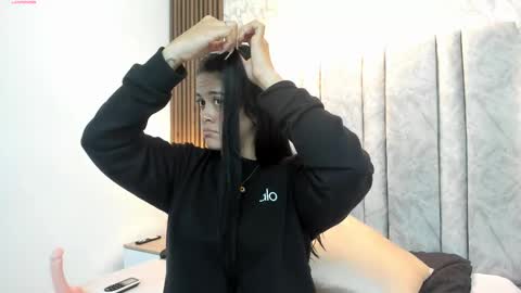 Tiff3 online show from March 1, 2025, 2:48 am