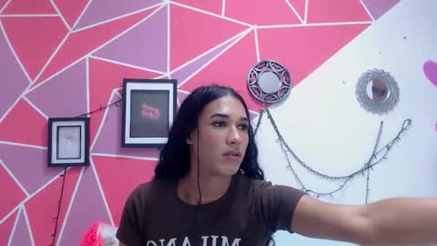 tifany_adamss online show from November 1, 2025, 8:22 pm