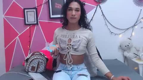 tifany_adamss online show from November 21, 2025, 9:13 pm