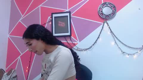 tifany_adamss online show from December 2, 2025, 9:21 pm