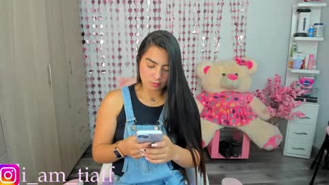 Snapshot of tifany_tay2 chatting on March 31, 2026, 6:03 am hey am julietha online show from March 31, 2026, 6:03 am