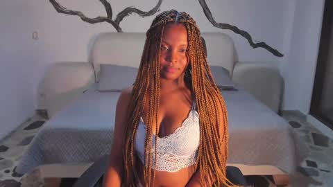 Snapshot of tifanytaylor1_ chatting on December 20, 2024, 5:57 am TIFF online show from December 20, 2024, 5:57 am