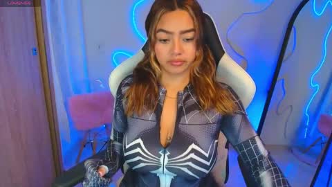 Tiffany Lopez online show from April 16, 2026, 3:07 am