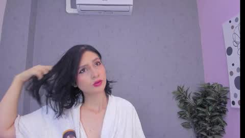 tiffany_mendez online show from February 11, 2026, 12:10 pm