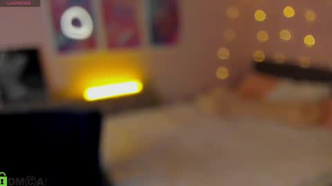 tiffany_robinson online show from April 5, 2026, 3:04 am