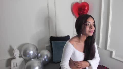 tiffany_sander online show from February 12, 2025, 8:27 am