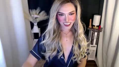 tiffany online show from November 8, 2025, 4:51 pm