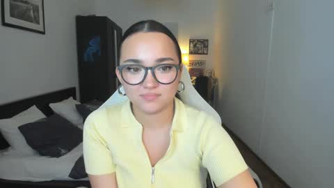  Tiffany  online show from December 24, 2024, 2:21 am