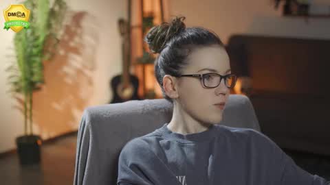 tiffanyriox online show from February 14, 2026, 1:46 am