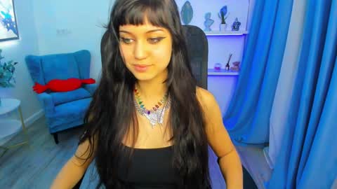 tiffanyyoun online show from April 1, 2026, 1:41 pm