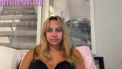 Snapshot of tiffstreatsxoxo chatting on June 20, 2026, 4:54 pm Tiffstreatsxoxo online show from June 20, 2026, 4:54 pm
