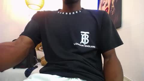 Snapshot of tigga_sall chatting on September 18, 2025, 2:35 am Tigga Sall online show from September 18, 2025, 2:35 am