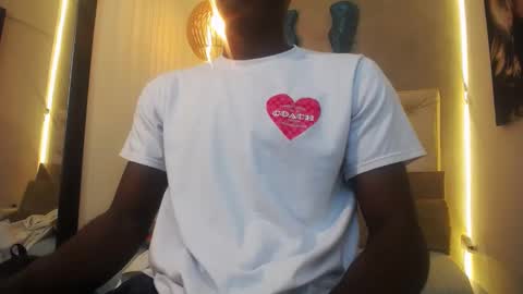 Snapshot of tigga_sall chatting on September 30, 2025, 2:27 am Tigga Sall online show from September 30, 2025, 2:27 am