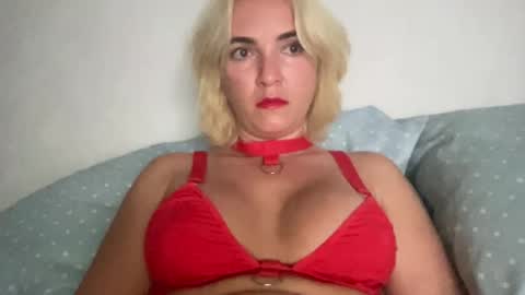 Snapshot of tightpinkpussy420 chatting on December 24, 2024, 2:44 pm CaliforniaGoddess online show from December 24, 2024, 2:44 pm
