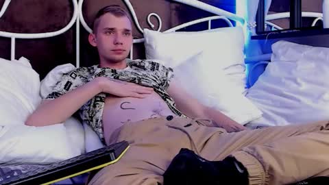 Snapshot of tim_blackk chatting on September 24, 2025, 6:11 pm Tim online show from September 24, 2025, 6:11 pm