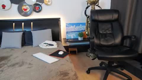 ask me online show from February 23, 2025, 1:53 pm