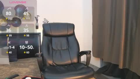 ask me online show from March 8, 2025, 6:16 pm