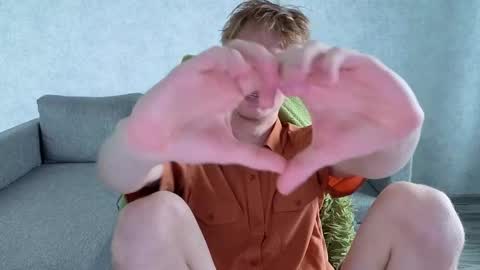 Snapshot of timmy7topcut chatting on October 6, 2025, 6:33 am Timmy online show from October 6, 2025, 6:33 am