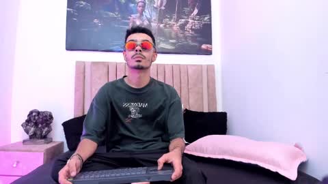 Evans  online show from October 23, 2025, 8:18 pm