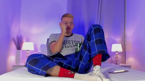 timi  jones online show from December 19, 2024, 10:56 am