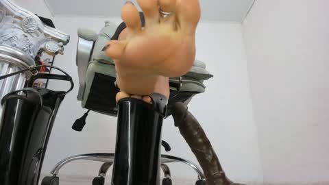 mistressTina online show from December 3, 2024, 9:23 pm