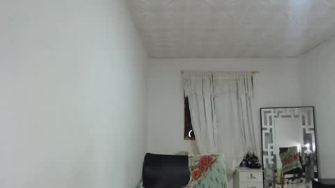 Snapshot of tina_cutexx chatting on December 14, 2024, 4:56 am tina cutexx online show from December 14, 2024, 4:56 am