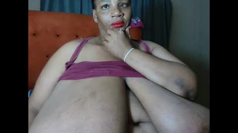 tinagiant online show from March 5, 2026, 7:54 pm