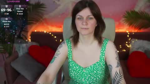 TinaMelt online show from May 27, 2026, 7:44 pm