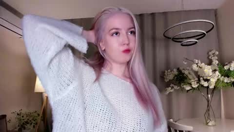 Annie online show from October 21, 2025, 9:48 pm