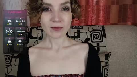 Snapshot of tinawincee chatting on May 17, 2026, 5:05 am Tina online show from May 17, 2026, 5:05 am