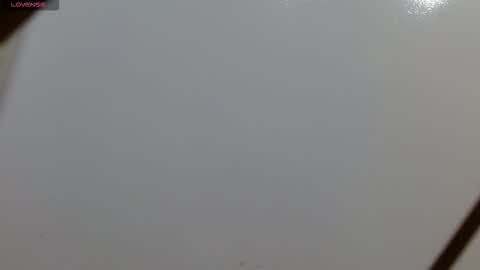 tinisweet online show from September 20, 2025, 10:49 am