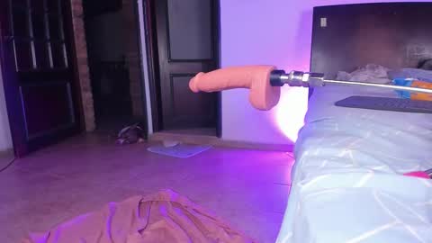 tinixmorgan online show from October 11, 2025, 5:28 am