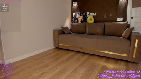Tina online show from May 17, 2026, 3:04 am
