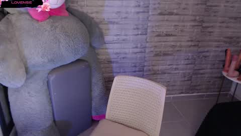 Tinna Goddess online show from January 12, 2026, 1:05 pm