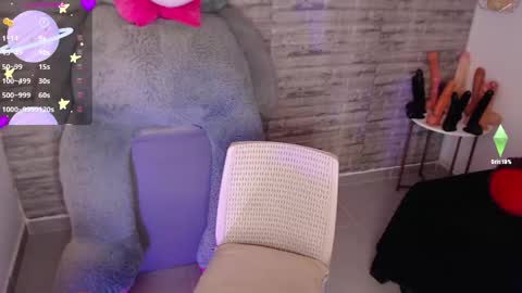 Tinna Goddess online show from May 17, 2026, 10:22 am