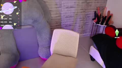 Tinna Goddess online show from May 18, 2026, 11:49 am