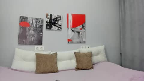 Snapshot of tiny__juju chatting on November 11, 2025, 2:00 am JuJu online show from November 11, 2025, 2:00 am