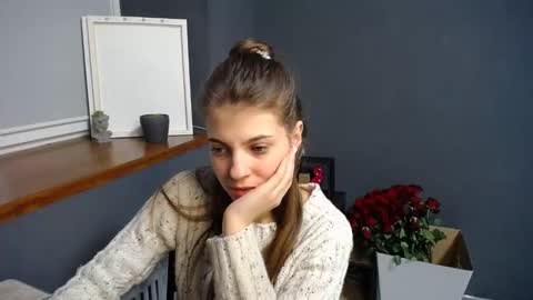 Snapshot of tiny_felicity chatting on February 21, 2025, 11:33 am Gloria online show from February 21, 2025, 11:33 am