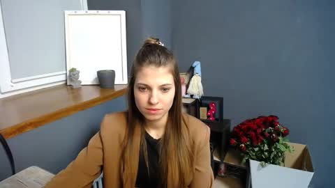 Snapshot of tiny_felicity chatting on February 24, 2025, 10:37 am Gloria online show from February 24, 2025, 10:37 am