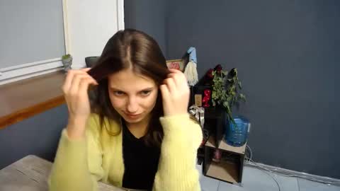 Snapshot of tiny_felicity chatting on March 6, 2025, 11:14 am Gloria online show from March 6, 2025, 11:14 am