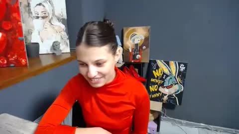 Snapshot of tiny_felicity chatting on December 18, 2025, 9:48 am Gloria online show from December 18, 2025, 9:48 am