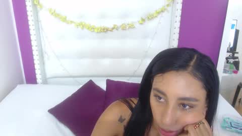 Snapshot of tiny_sarah1 chatting on October 27, 2025, 11:52 pm tiny_sarah1 online show from October 27, 2025, 11:52 pm
